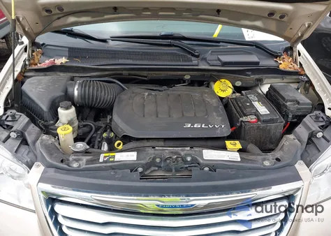 2014 Chrysler Town & Country Touring-L from USA, damaged, VIN 2C4RC1CG5ER279875